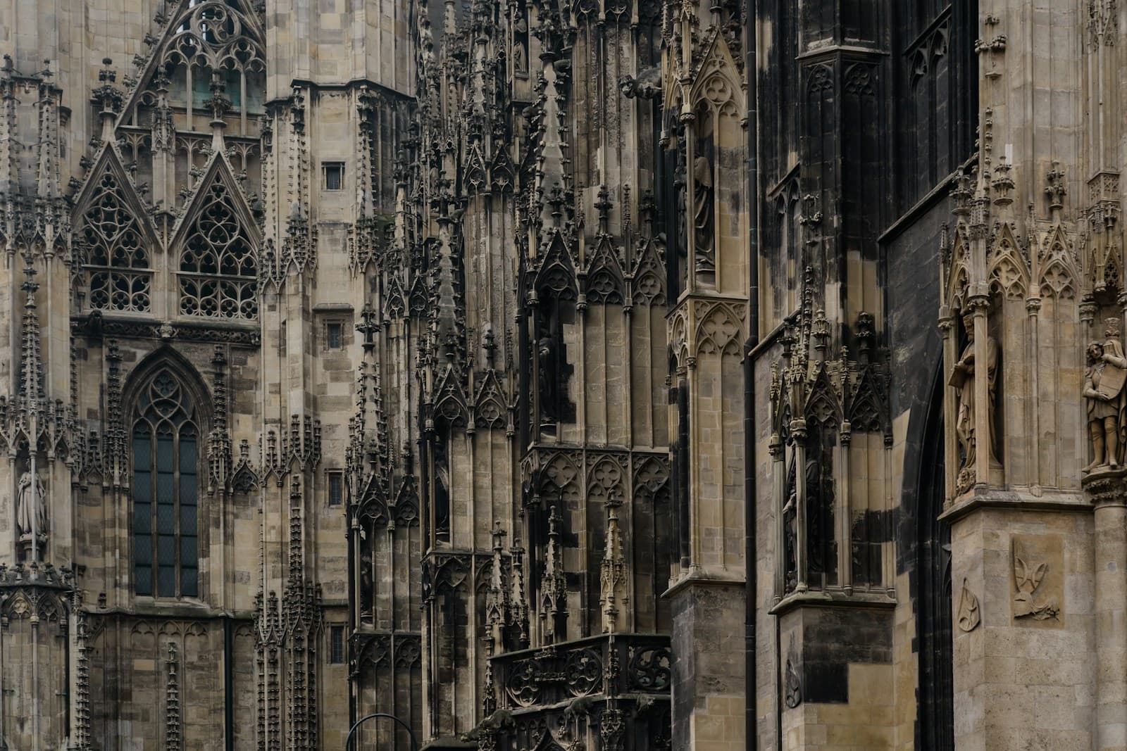 קתדרלת סטפן (Stephansdom) — המונומנט המפורסם ביותר של וינה