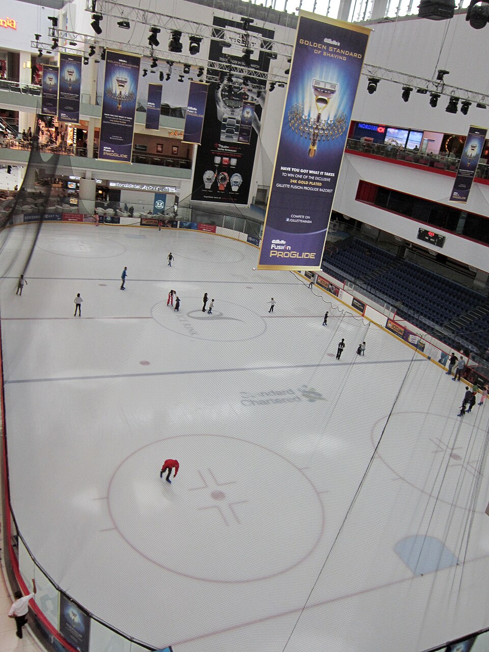 אייס מול (Ice Mall)